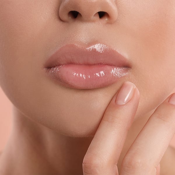 Schussler HY-PE Power Lip Filler lucidalabbra vaniglia peptidi