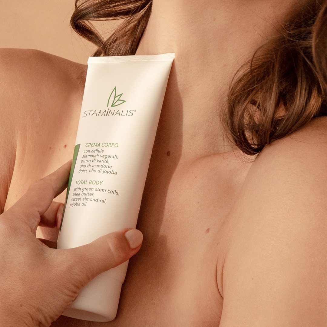 Staminalis crema corpo idratante rassodante 200 ml secchezza
