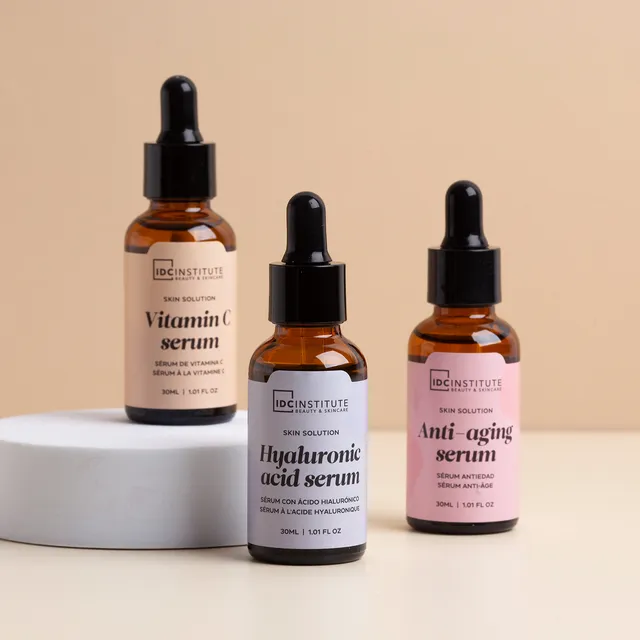 IDC Institute Skin Solution Siero Viso idratante illuminante